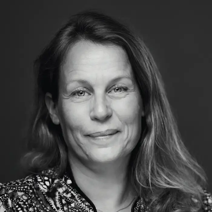 1080x1080 Helene Bester